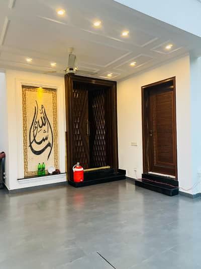 10 Marla Brand New Spanish House For Sale Paragon City