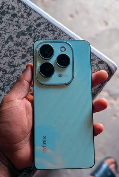 infinix Hot 40 Pro 8/256 With Box