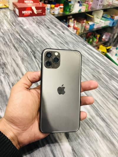 iPhone 11 Pro (256) gb