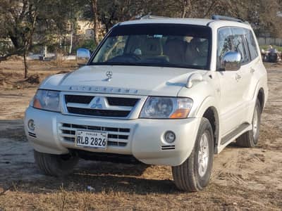 Mitsubishi Pajero 2003 new shape