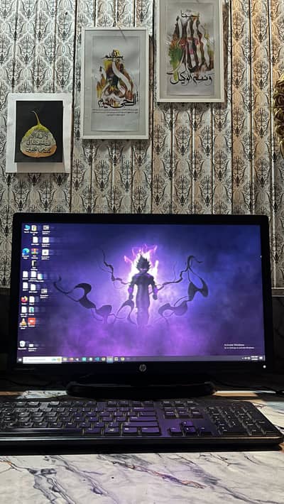 HP Computer LCD 22 inches