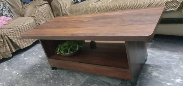 center tabels double porshan  new conditions good rate