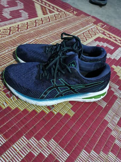 ASICS GT 2000