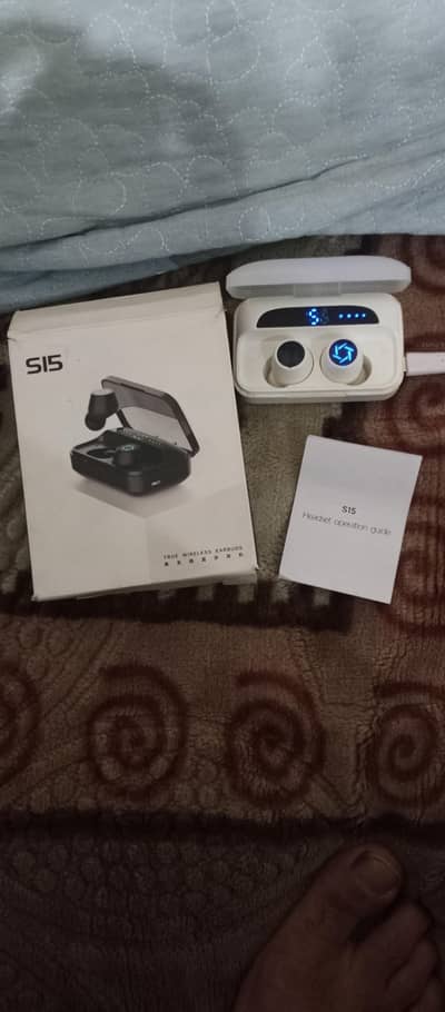 S15 TWS Earbuds - Charging Case working (One earbud battery issue)