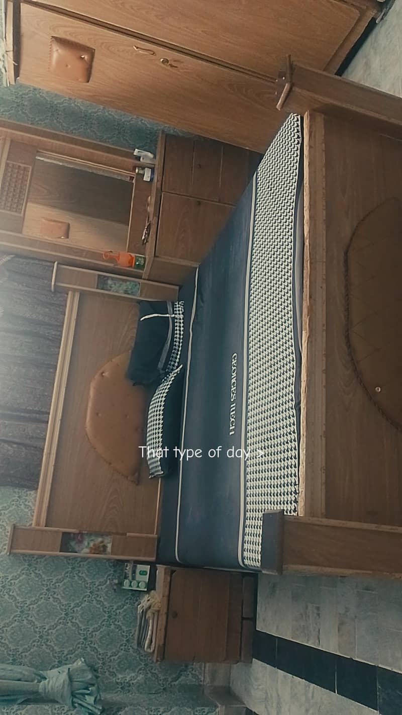 Bed wardrobe dressing table 4