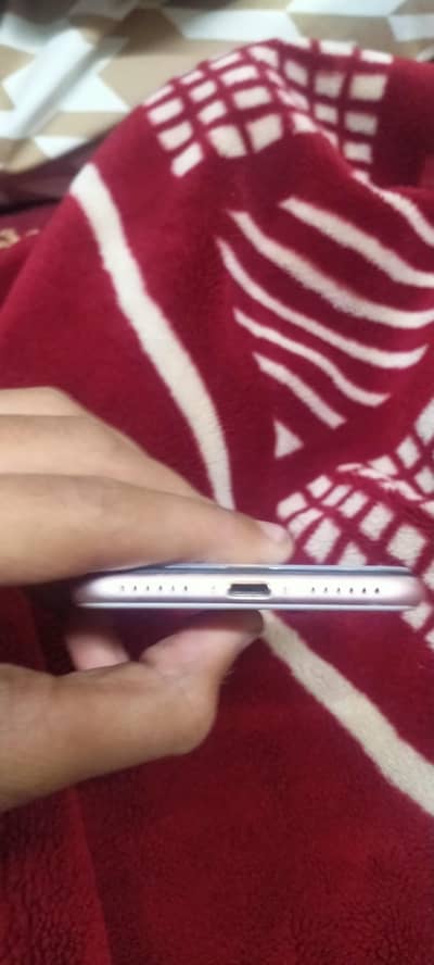 I phone 7 non pat ok mobile hai