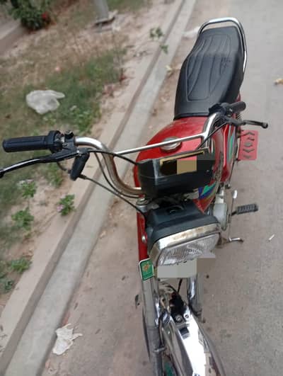 Safari 70 CC  Personal used Bike  10/10 Condition as New