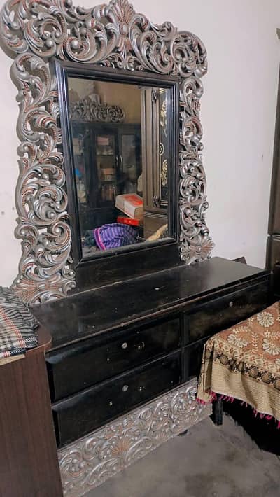 Contact Number: 03234085054 Use Bed are on sale