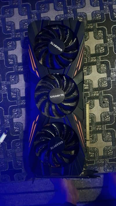 1070 triple fan gigabyte
