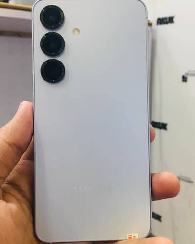 Samsung s25  12/128Gb