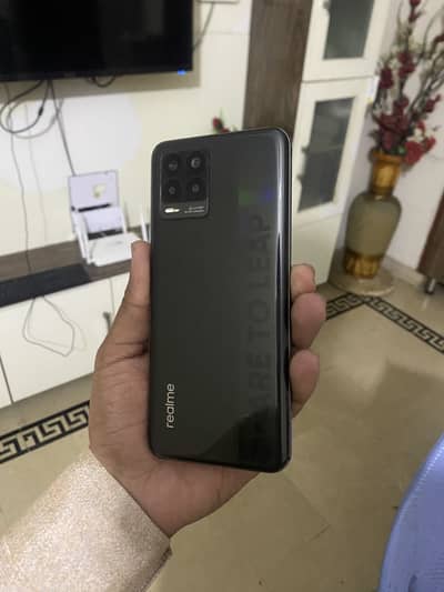 Realme 8