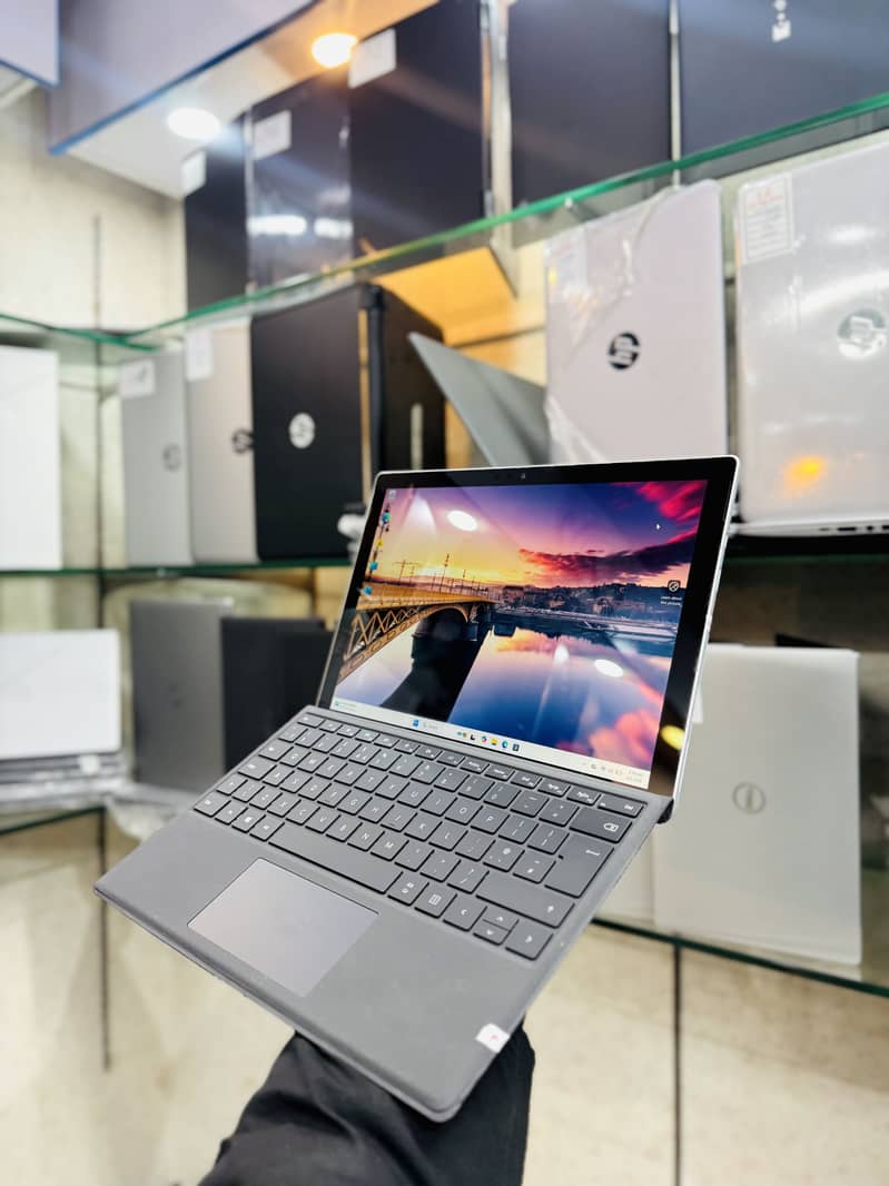 surface laptop | Pro 4 | Core I5 7th Gen | 8/256GB | 9