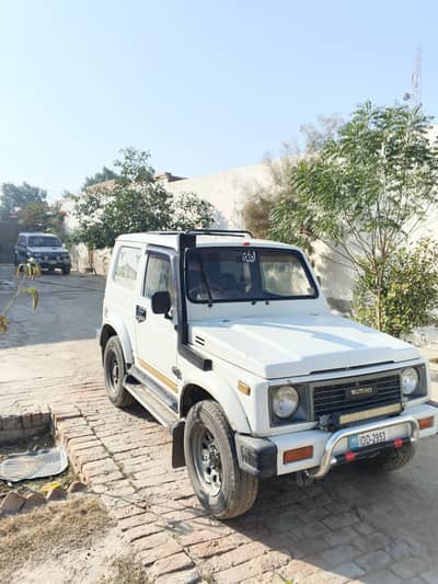 Suzuki Samurai  0/3/1/4/6/7/8/4/0/0/2