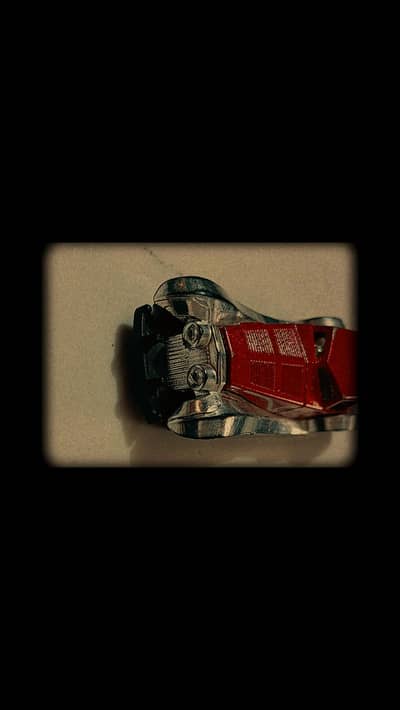 hot wheels car in metal and also tires metallic