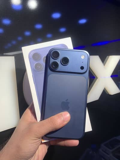 iPhone 17 Pro Max 512GB GNext PTA 40 Cycle Count With Complete Box