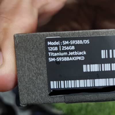 Samsung Mobile S25 Ultra Jet black 12/256Gb 10/10 PTA APPROVED