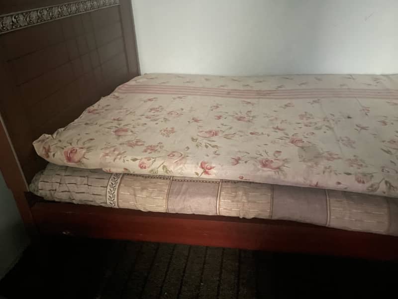Single bed 2