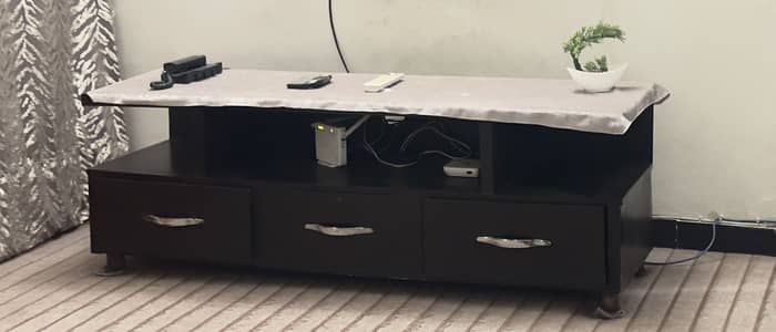 Tv console