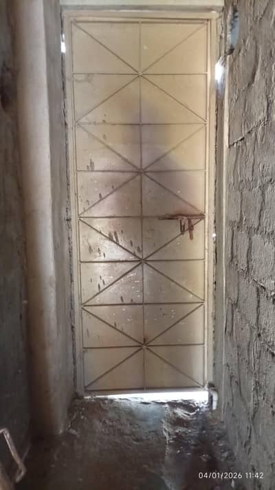 Big Godam Door for sale