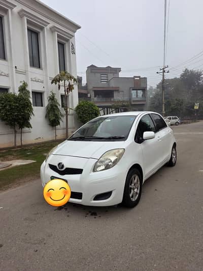 Toyota vitz 2008/2012