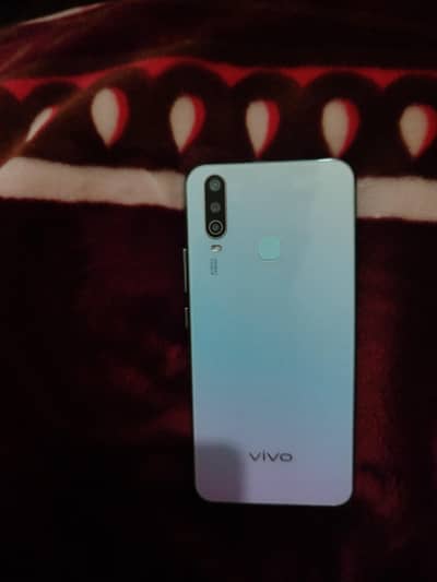 Vivo Y17