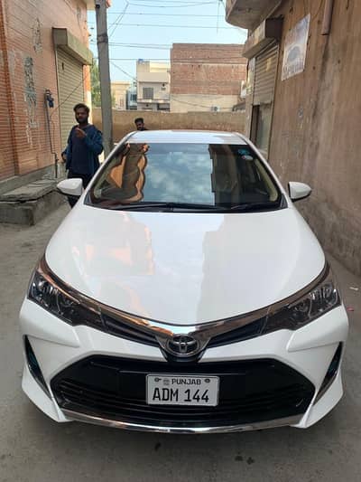 Toyota corolla altis 1.6 x 2021