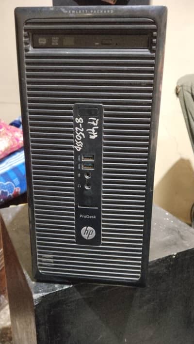 Intel core i5 4th generation with 3.00ghz processor