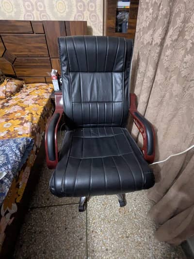 office boss chair
