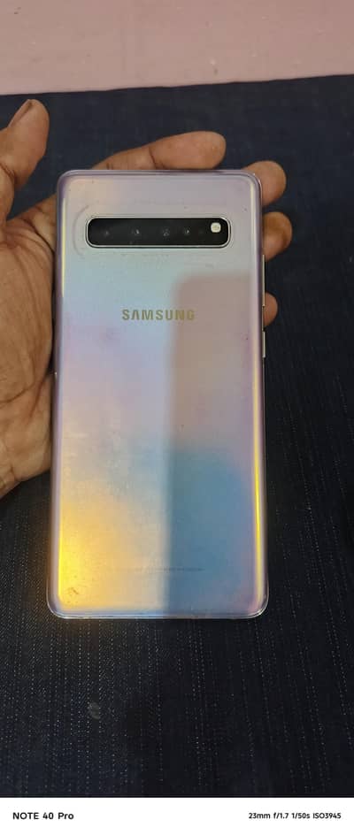 Samsung S10 5G . . . 8gb Ram / 256gb Room. .