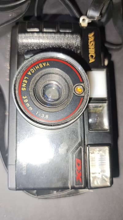 YASHICA MF-2  SUPER DX 38MM Film camera 03067170995