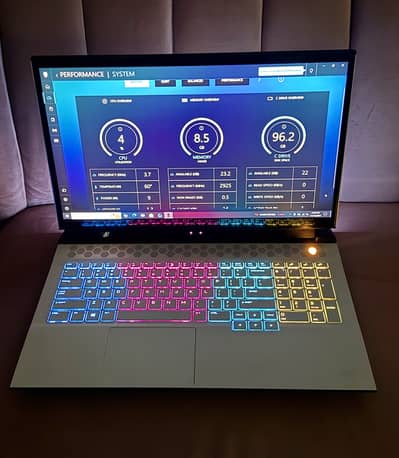 Alienware M17 R2 | RTX 2060 DDR6 | i7 9th Generation | 8gb Ram
