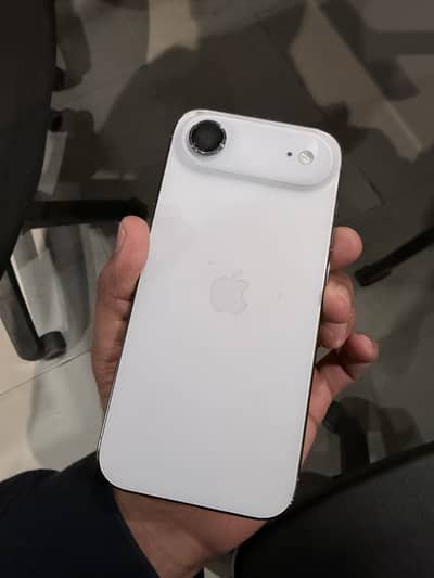 IPhone 17 Air Non Pta with box 100%BH