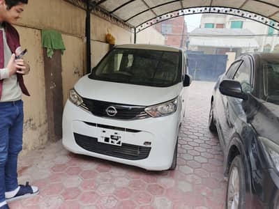 Nissan days x white 660 cc 2024 model