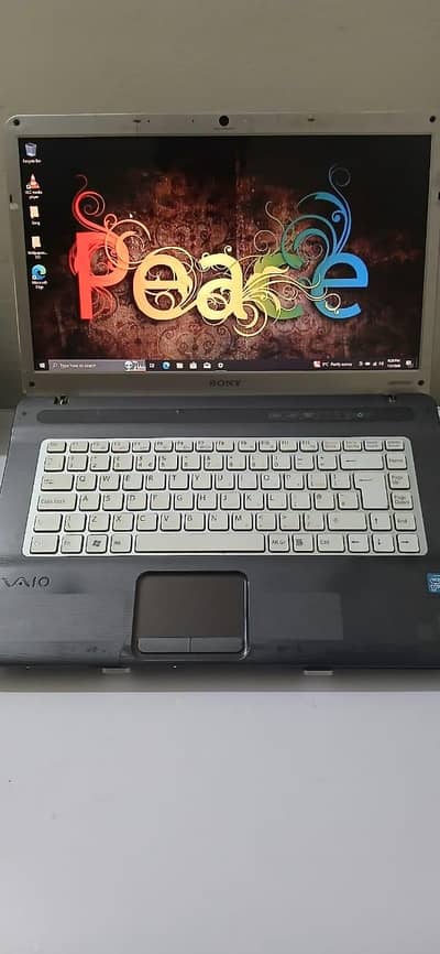 Sony y o core 2 duo / 2GB Ram / 120 GB HDD Storage