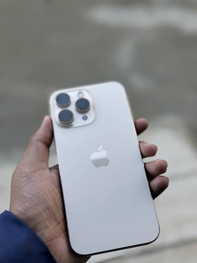 Iphone 16 pro max PTA Approved