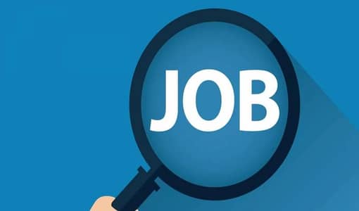 Job shift supervisor (female)