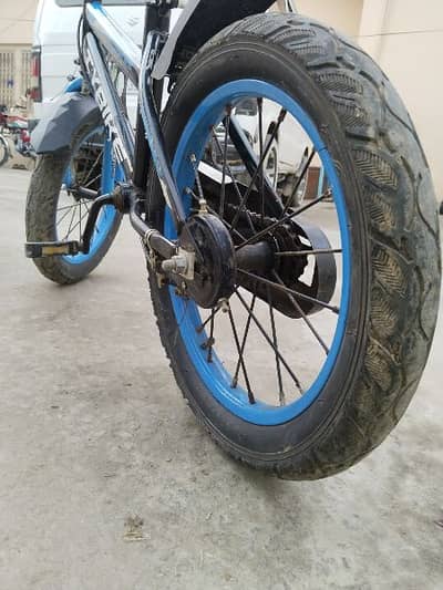 urgent for sale please contact here 03402558796