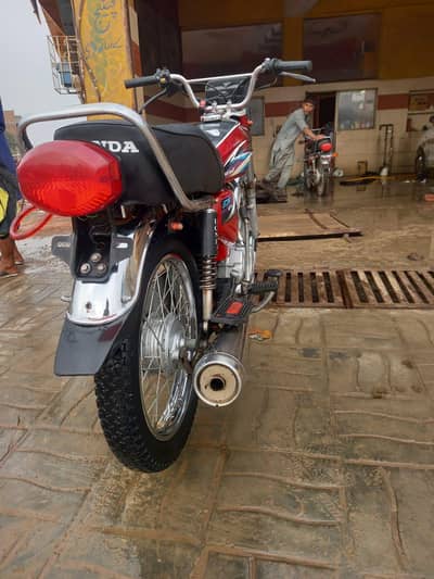 Good condition Dacoments clear