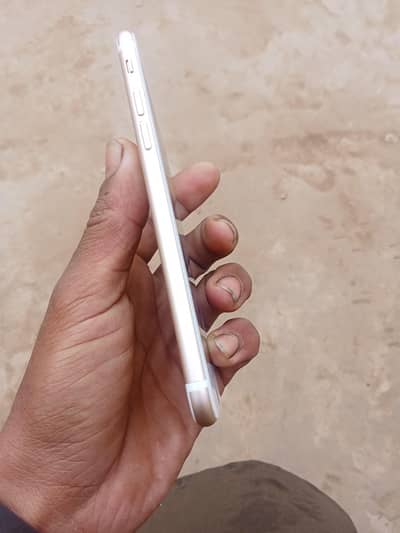 iphone seven non pta figure not working Baki ok hy