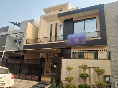10 Marla House For Sale In Paragon City Lahore