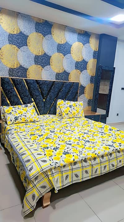 Par Day and short Time One and Two BeD Room appaertment Available for rent Bahria Town Phase 4 and 6 Empire Heights 2 family apartment any time available