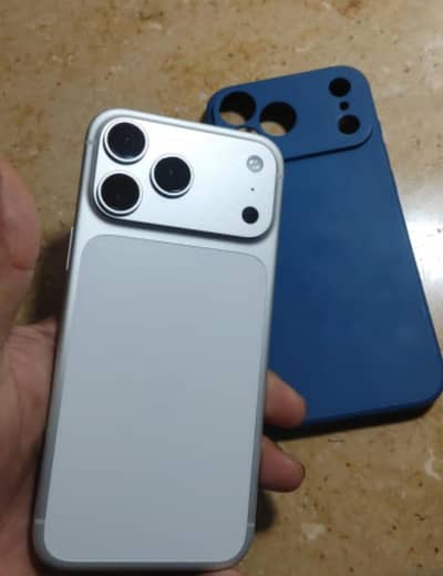 17 pro max 2 TB non pta