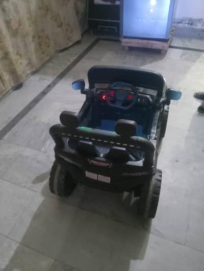 Electric car price 25000 contact no 03062417961