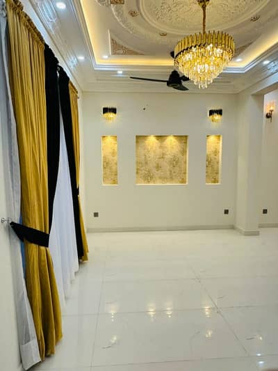 low price 10 Marla House Available for Sale in bahria orchard phase 1