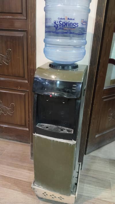 ORIENT WATER DISPENSER