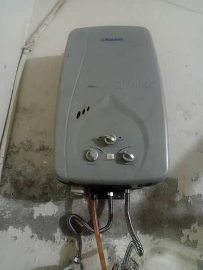 instAnt gyezer for sale condition 10 by 10  litter 12 ka ghizer