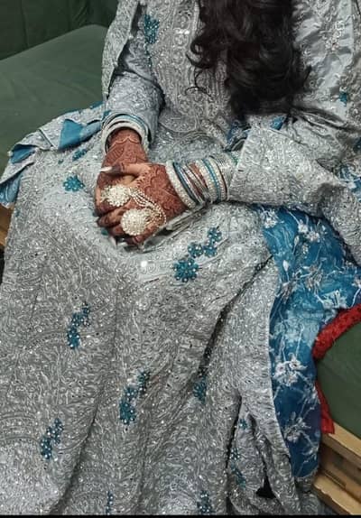 beautiful valima maxi ( negotiable)