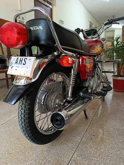 Honda 125, 2021 Model, Exchange possible with Yamaha YBZ