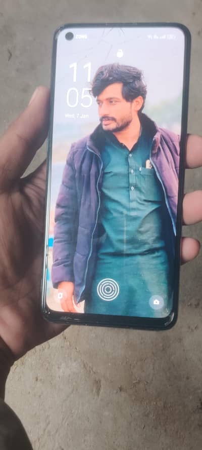 oppo f19 pro , small panel brake ,with charger, without box