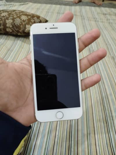 IPHONE 7.10/9.5 CONDITION